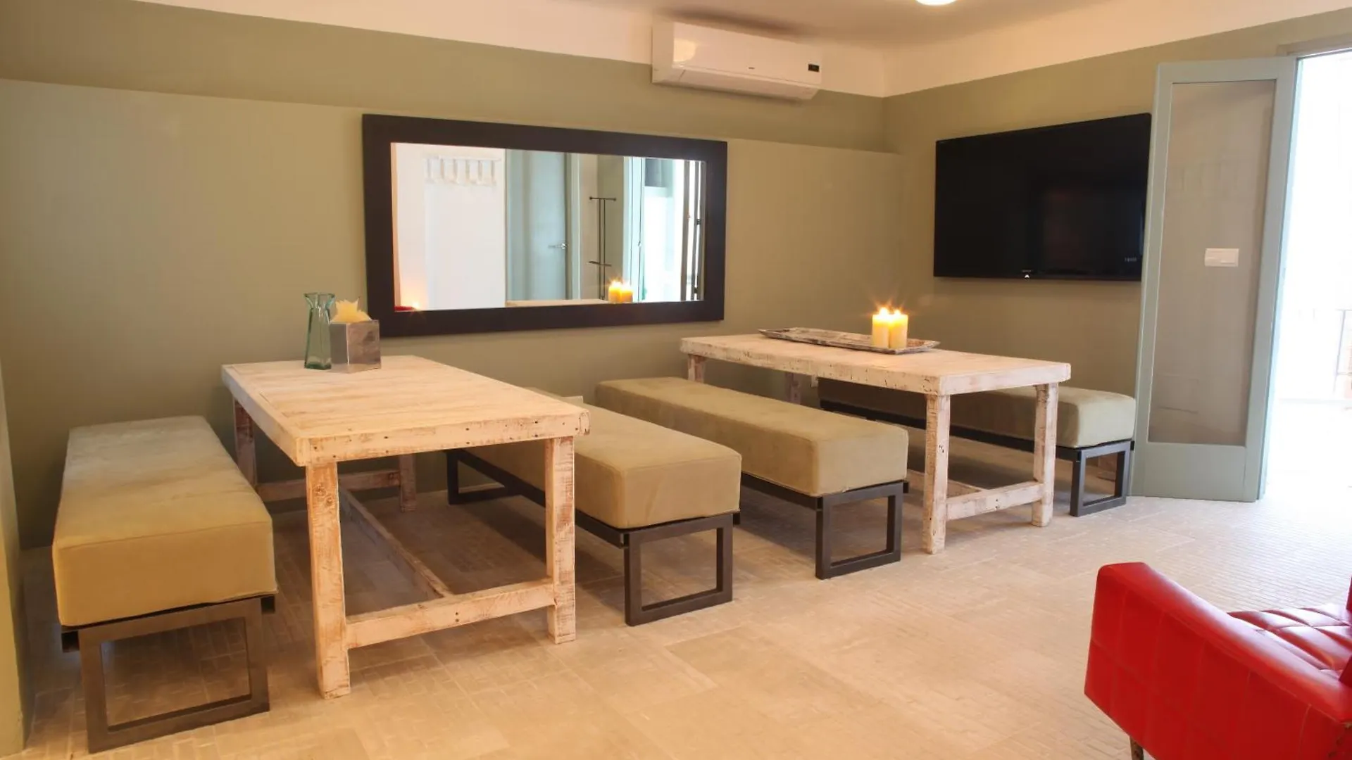 Juanita Hostal İbiza Kenti Konukevi